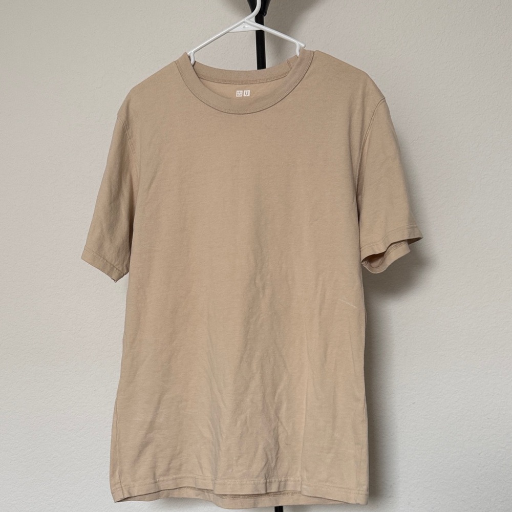 Uniqlo Men's Tan Short Sleeve Tee